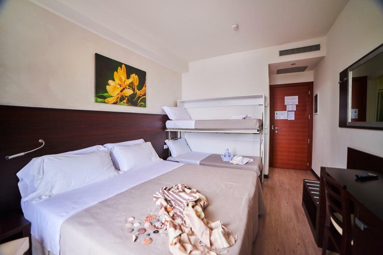 Alisei Palace Hotel Rimini Extérieur photo