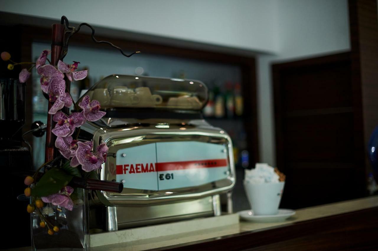 Alisei Palace Hotel Rimini Extérieur photo