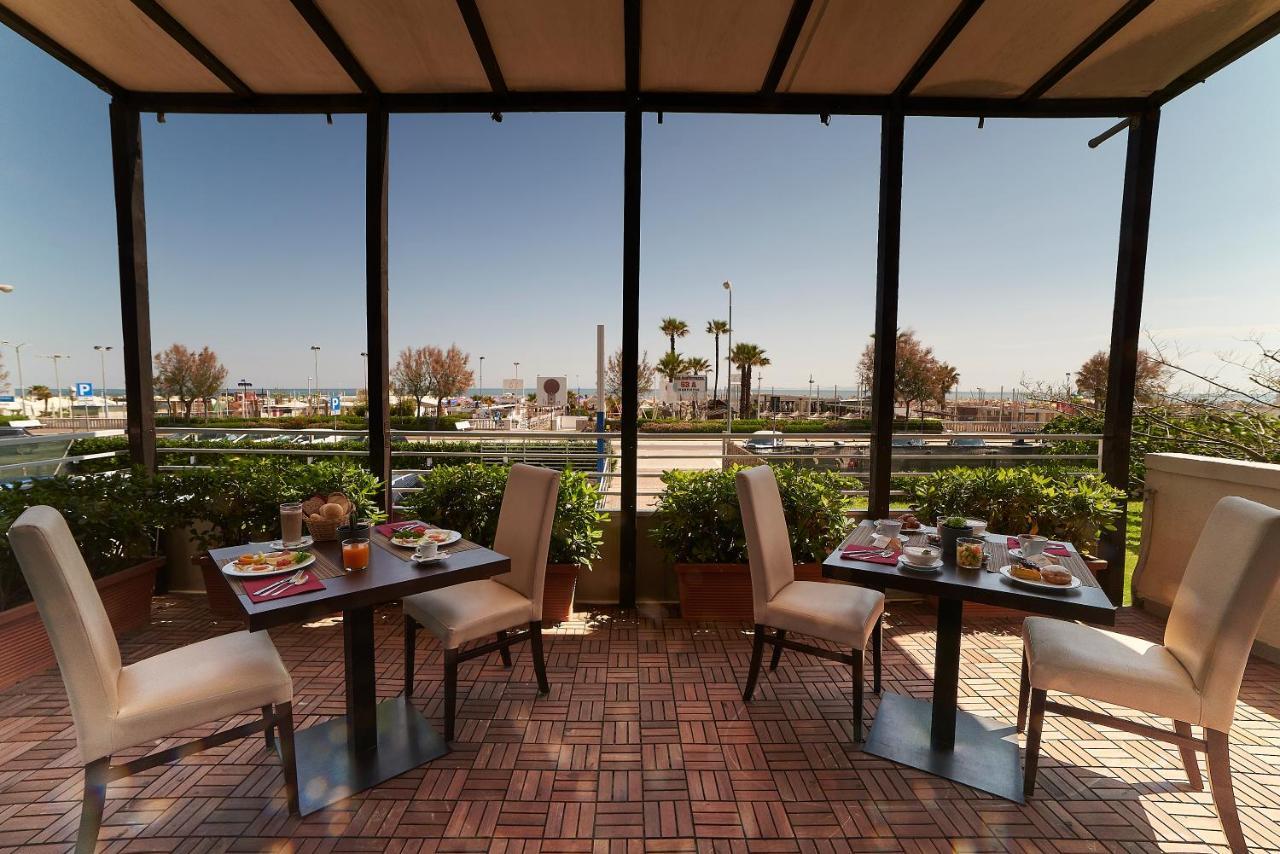 Alisei Palace Hotel Rimini Extérieur photo